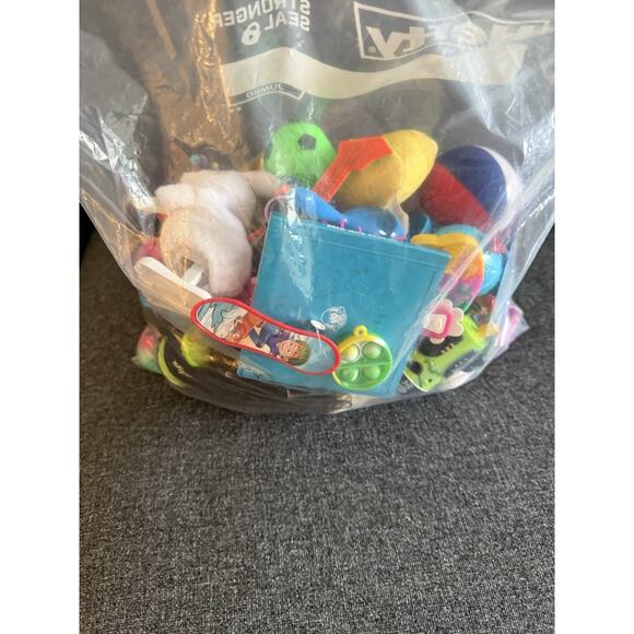 3 Pound Grab Bag Of Small Toys Behavior Incentives - Picture 2 of 7